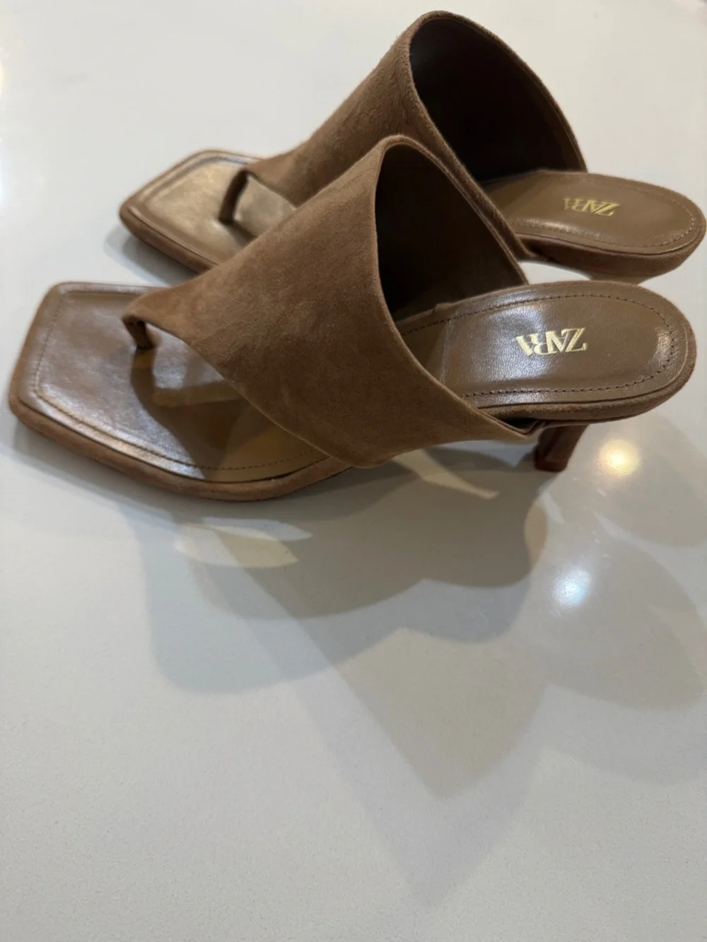 ZARA Women's Toe Post Heeled Leather Sandals NWOT | Size 39 - Picture 6 of 10